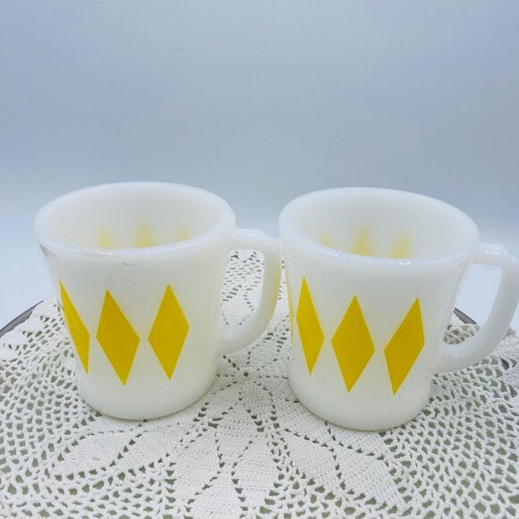 Fire King Diamond Coffee Mugs: Anchor Hocking, Yellow & Green, Set of 4 - Picture 3 of 6